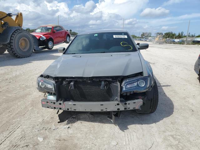 Photo 9 from auction – 2019 CHRYSLER 300 S with VIN 2C3CCABG1KH566191