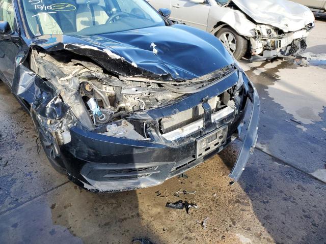 Photo 9 from auction – 2017 HONDA CIVIC EX with VIN 19XFC2F73HE017640