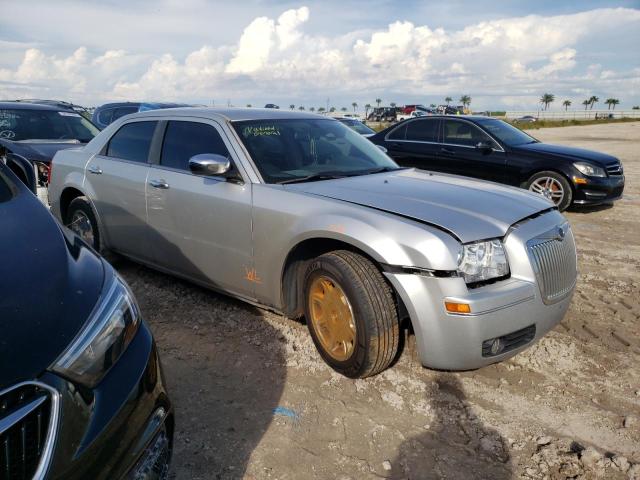 Photo 9 from auction – 2005 CHRYSLER 300 TOURIN with VIN 2C3AA53G55H652305