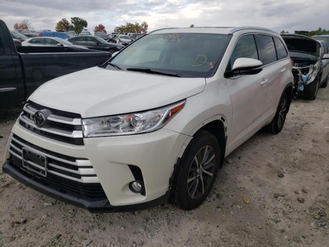 صورة رقم 2 من المزاد - 2017 TOYOTA HIGHLANDER مع VIN 5TDJZRFH7HS452631