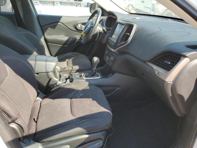 Photo 5 from auction – 2016 JEEP CHEROKEE L with VIN 1C4PJLCB3GW370344