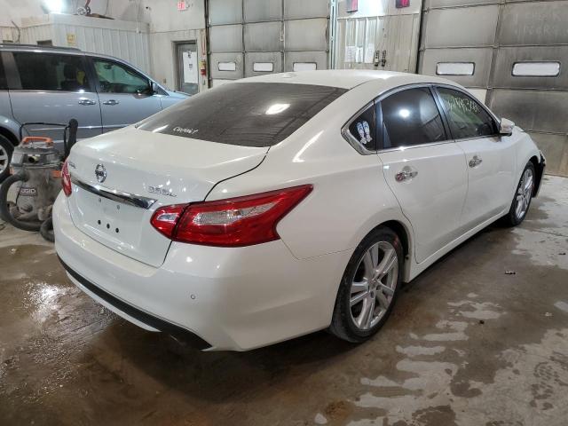 Photo 4 from auction – 2017 NISSAN ALTIMA 3.5 with VIN 1N4BL3AP0HC224298