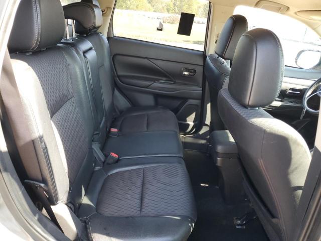 Photo 6 from auction – 2015 MITSUBISHI OUTLANDER with VIN JA4AZ3A32FZ005123