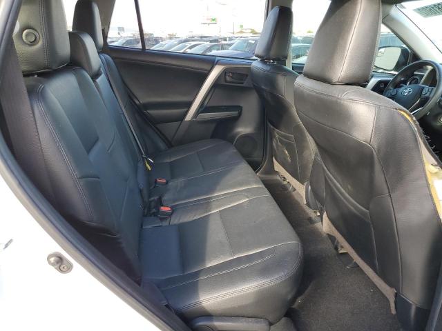 Photo 6 from auction – 2017 TOYOTA RAV4 LE with VIN JTMBFREV9HD205952