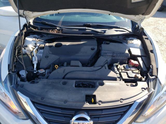 Photo 7 from auction – 2016 NISSAN ALTIMA 2.5 with VIN 1N4AL3AP0GC196349