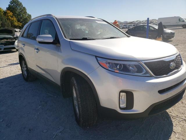 KIA SORENTO LX 2015 with VIN 5XYKT4A65FG593352 - Photo from auction