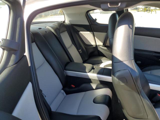 Photo 6 from auction – 2004 MAZDA RX8 with VIN JM1FE173740116738