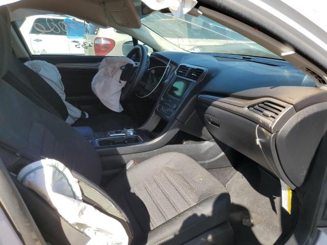Photo 5 from auction – 2020 FORD FUSION SE with VIN 3FA6P0LU4LR139420
