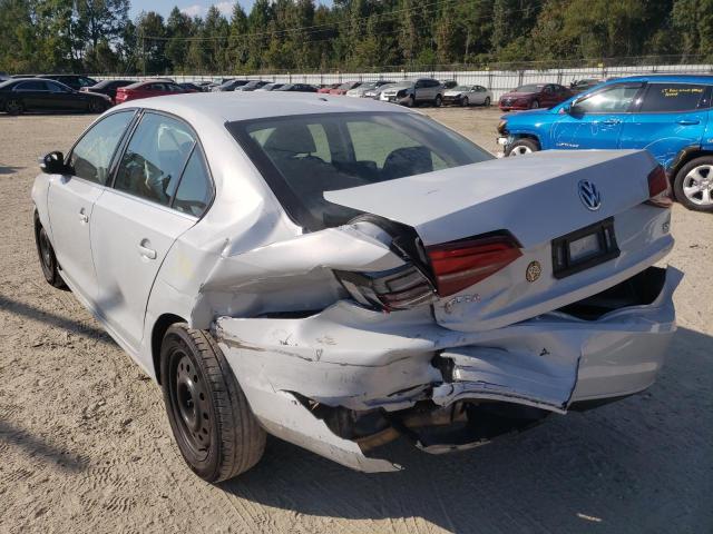 Photo 3 from auction – 2017 VOLKSWAGEN JETTA S with VIN 3VW2B7AJ5HM295458