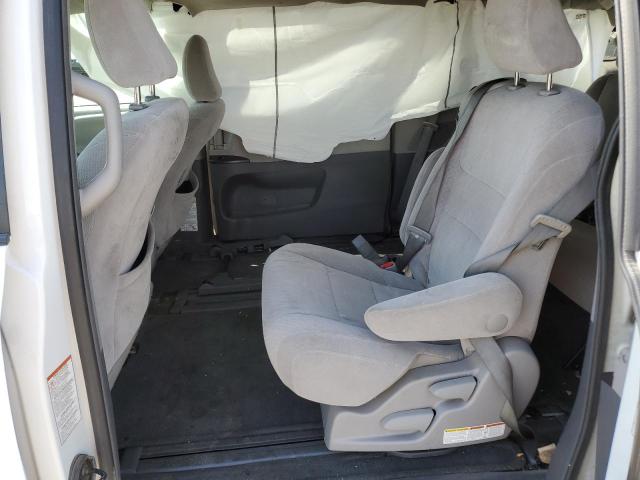 Photo 6 from auction – 2017 TOYOTA SIENNA LE with VIN 5TDKZ3DC9HS824351