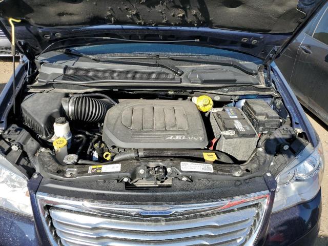 Photo 7 from auction – 2016 CHRYSLER TOWN & COU with VIN 2C4RC1BG1GR305716