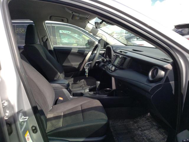 Photo 5 from auction – 2018 TOYOTA RAV4 LE with VIN JTMZFREV0JJ175861