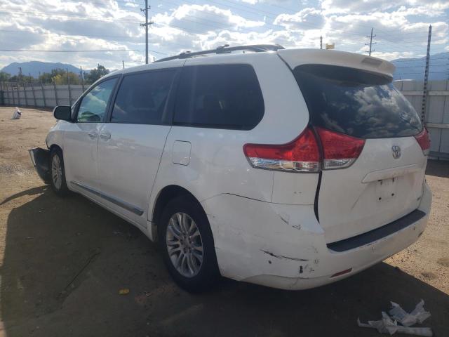 Photo 3 from auction – 2013 TOYOTA SIENNA XLE with VIN 5TDYK3DC1DS376924