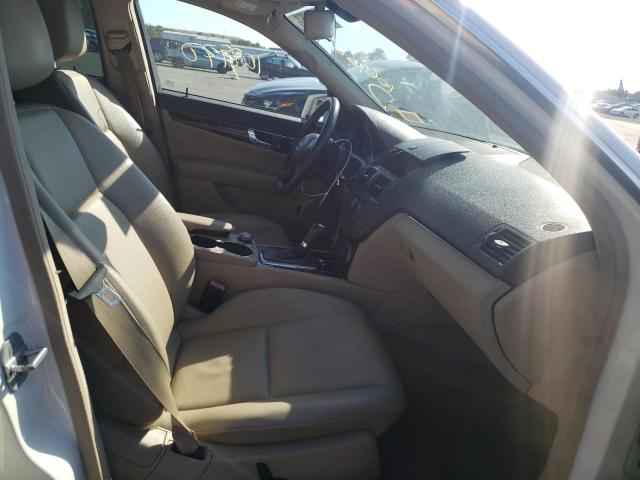 Photo 5 from auction – 2010 MERCEDES-BENZ C 300 4MAT with VIN WDDGF8BB4AR106920