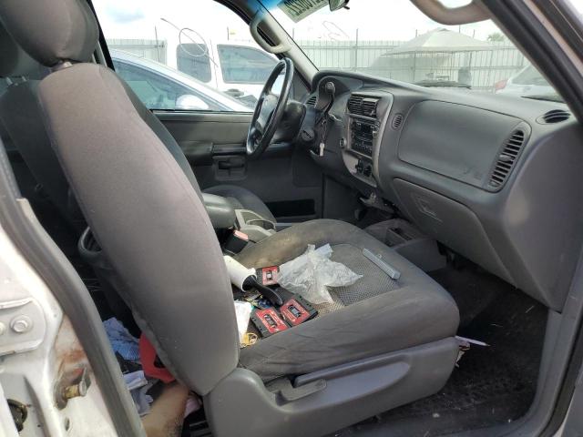 Photo 5 from auction – 2005 FORD EXPLORER S with VIN 1FMZU67K85UA22605
