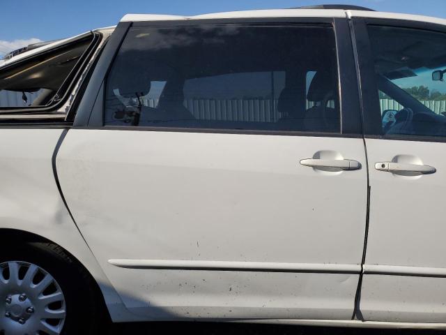 Photo 6 from auction – 2004 TOYOTA SIENNA CE with VIN 5TDZA23C74S150535