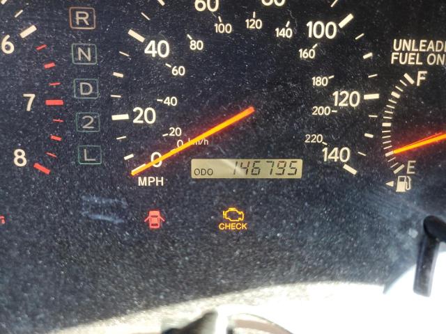 Photo 8 from auction – 2000 LEXUS ES 300 with VIN JT8BF28G7Y5097635