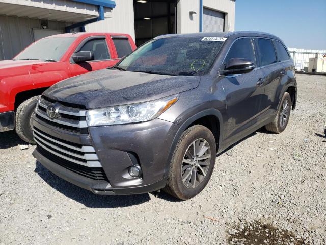 Photo 2 from auction – 2019 TOYOTA HIGHLANDER with VIN 5TDKZRFH3KS566363