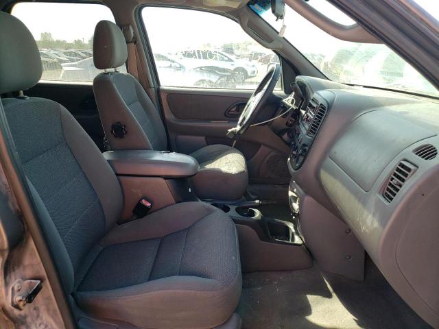 Photo 5 from auction – 2002 FORD ESCAPE XLT with VIN 1FMYU04152KD40659