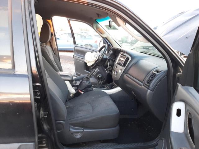 Photo 5 from auction – 2005 MAZDA TRIBUTE with VIN 4F2YZ02Z15KM26568