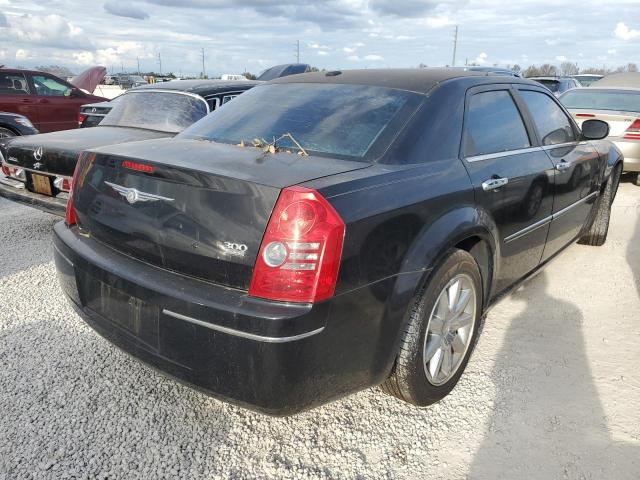 Photo 4 from auction – 2010 CHRYSLER 300 TOURIN with VIN 2C3CA5CV5AH199840