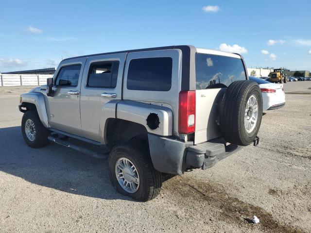 Photo 3 from auction – 2007 HUMMER H3 with VIN 5GTDN13E678211658