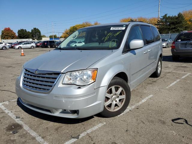 Photo 2 from auction – 2010 CHRYSLER TOWN & COU with VIN 2A4RR5D12AR461313