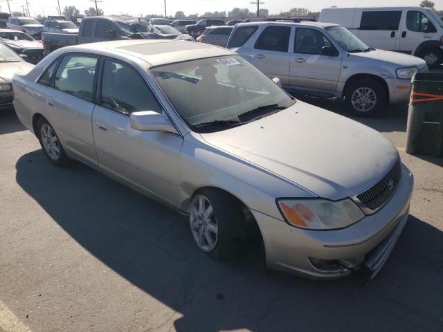 TOYOTA AVALON XL 2000 with VIN 4T1BF28B0YU054584 - Photo from auction