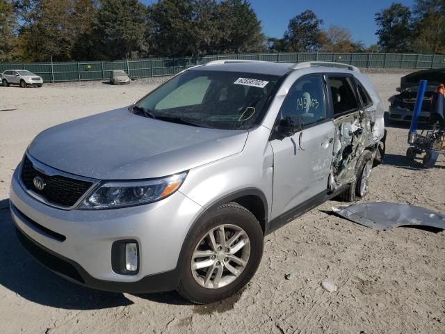 Photo 2 from auction – 2015 KIA SORENTO LX with VIN 5XYKT4A65FG593352