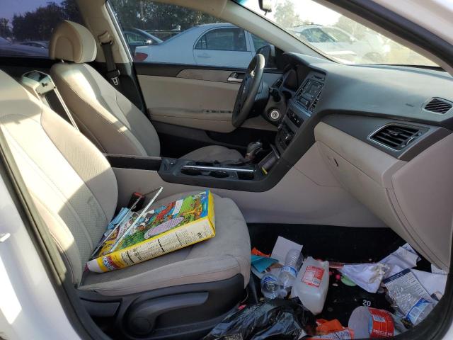 Photo 5 from auction – 2017 HYUNDAI SONATA SE with VIN 5NPE24AF6HH465925