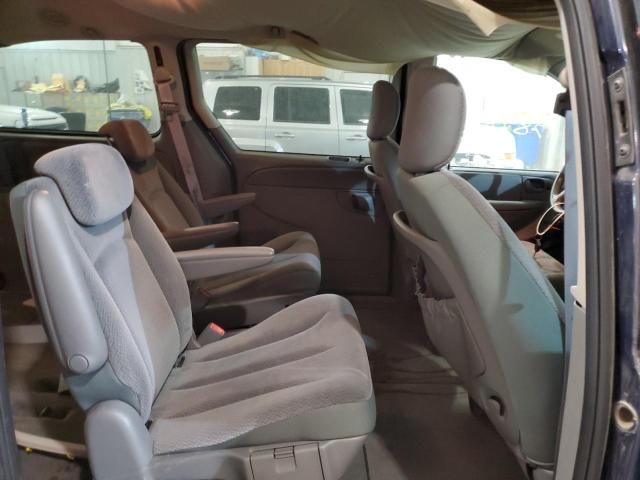 Photo 6 from auction – 2005 CHRYSLER TOWN & COU with VIN 2C4GP44R85R530613