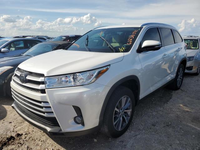 Photo 2 from auction – 2019 TOYOTA HIGHLANDER with VIN 5TDKZRFH4KS562158