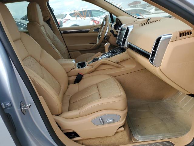 Photo 5 from auction – 2016 PORSCHE CAYENNE with VIN WP1AA2A25GKA12526