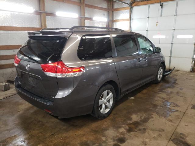 Photo 4 from auction – 2012 TOYOTA SIENNA LE with VIN 5TDKK3DC4CS222597