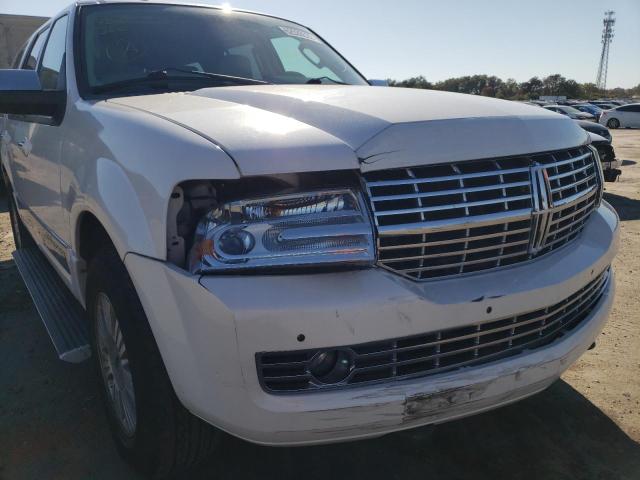 Photo 9 from auction – 2013 LINCOLN NAVIGATOR with VIN 5LMJJ2J58DEL04427