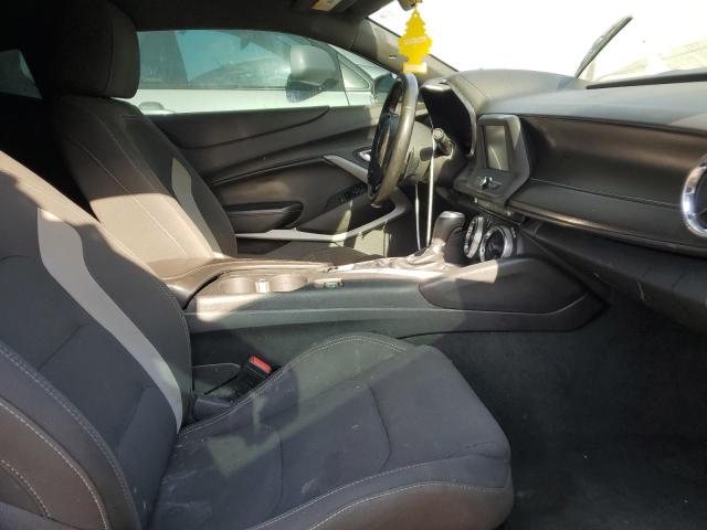 Photo 5 from auction – 2018 CHEVROLET CAMARO LT with VIN 1G1FB1RX7J0115358