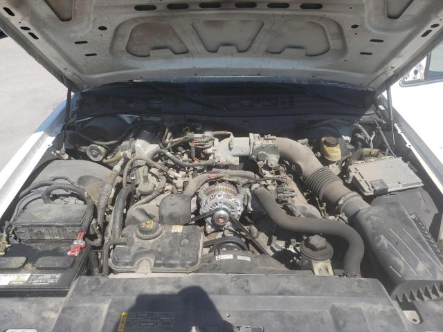 Photo 7 from auction – 2009 FORD CROWN VICT with VIN 2FAHP71V19X144761