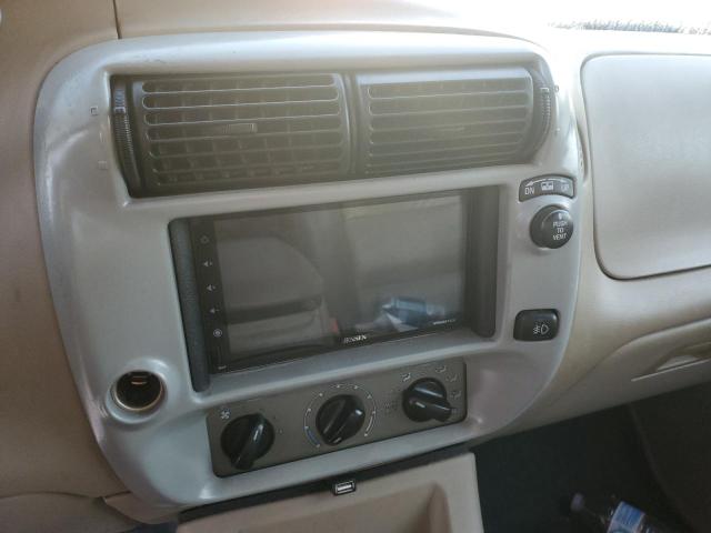 Photo 9 from auction – 2003 FORD EXPLORER S with VIN 1FMZU67E43UB81483