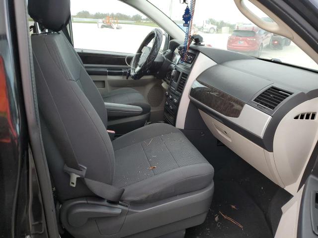 Photo 5 from auction – 2010 DODGE GRAND CARA with VIN 2D4RN5D10AR352840