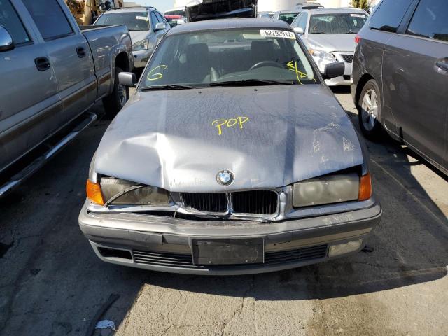 Photo 9 from auction – 1995 BMW 325 I AUTO with VIN WBACB4321SFM20813