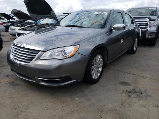 Photo 2 from auction – 2013 CHRYSLER 200 LIMITE with VIN 1C3CCBCGXDN558220