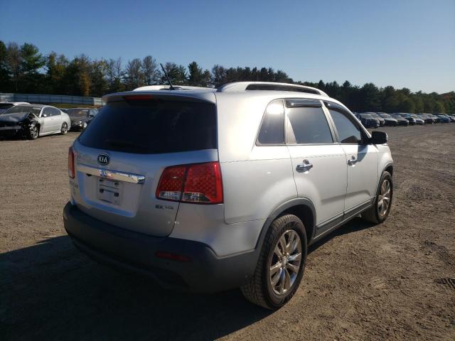 Photo 4 from auction – 2011 KIA SORENTO EX with VIN 5XYKU4A24BG036159