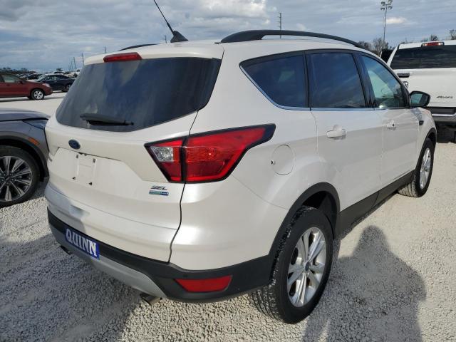 Photo 4 from auction – 2019 FORD ESCAPE SEL with VIN 1FMCU9HD7KUA76187