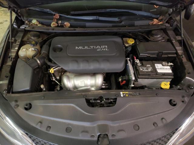 Photo 7 from auction – 2017 CHRYSLER 200 LIMITE with VIN 1C3CCCAB1HN508972