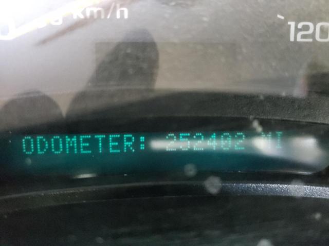 Photo 8 from auction – 2005 CHEVROLET SILVERADO with VIN 1GCGC13U55F816099
