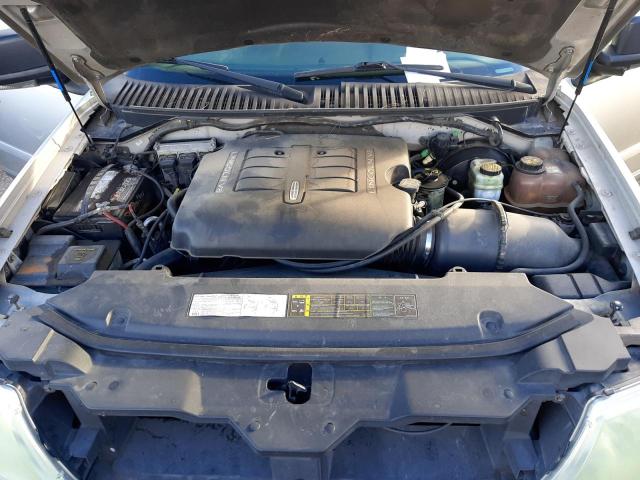 Photo 7 from auction – 2004 LINCOLN NAVIGATOR with VIN 5LMFU28R94LJ15092