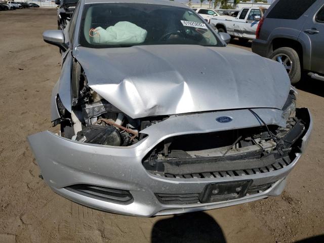 Photo 9 from auction – 2013 FORD FUSION S with VIN 3FA6P0G72DR108771