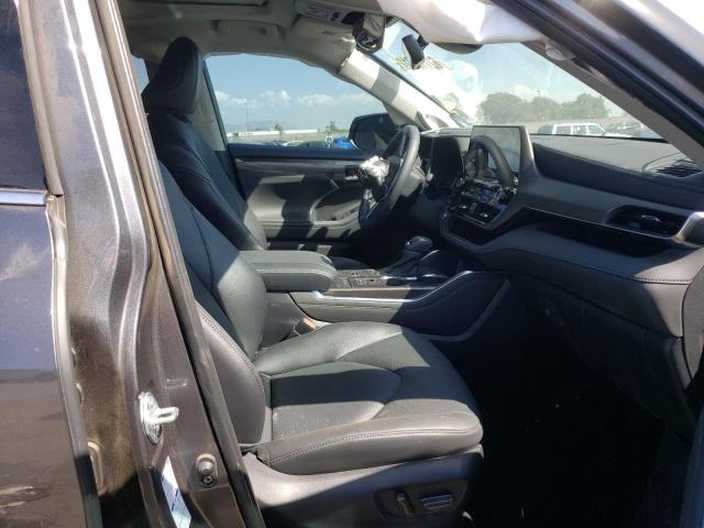 Photo 5 from auction – 2022 TOYOTA HIGHLANDER with VIN 5TDXBRCH9NS539008