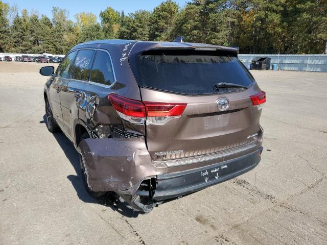 Фото 9 с аукциона – 2018 TOYOTA HIGHLANDER с VIN 5TDJZRFH3JS828022