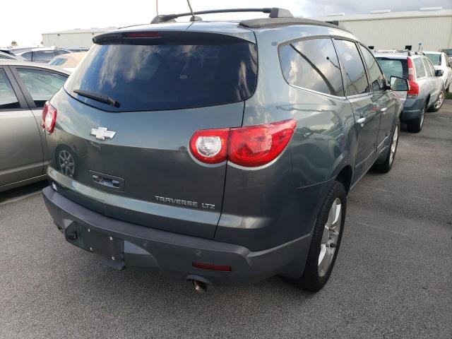 Photo 4 from auction – 2011 CHEVROLET TRAVERSE L with VIN 1GNKRLED1BJ377419